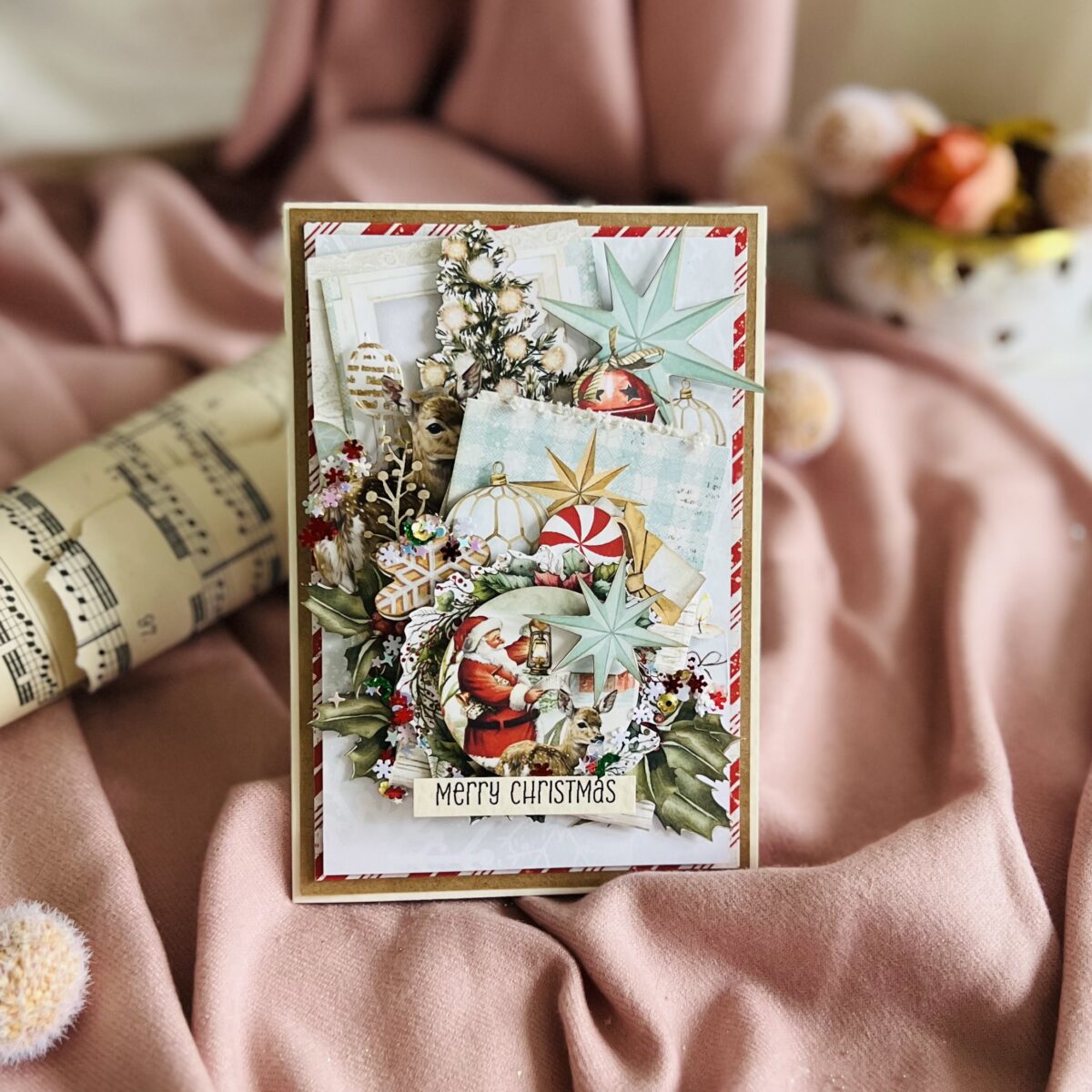 Luxury handmade Christmas card with snowflake desing in a decorative box.