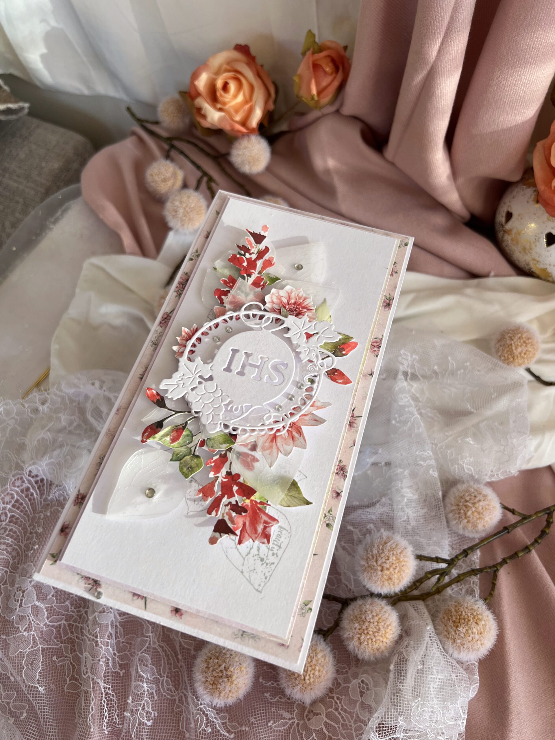 Luxury First Communion with Read Accents.