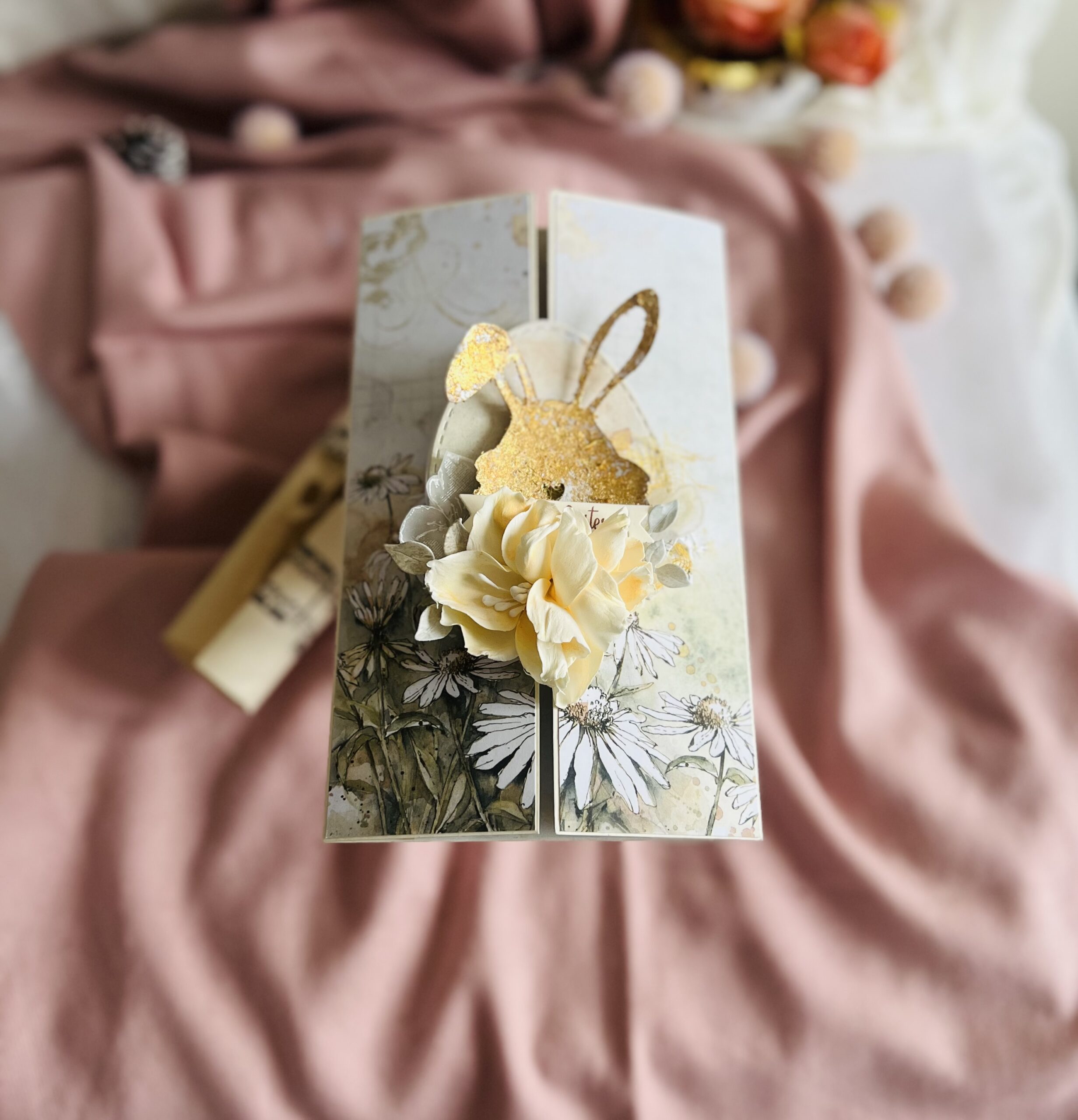 Artistic Delicate Easter Card with Elegant Spring Design