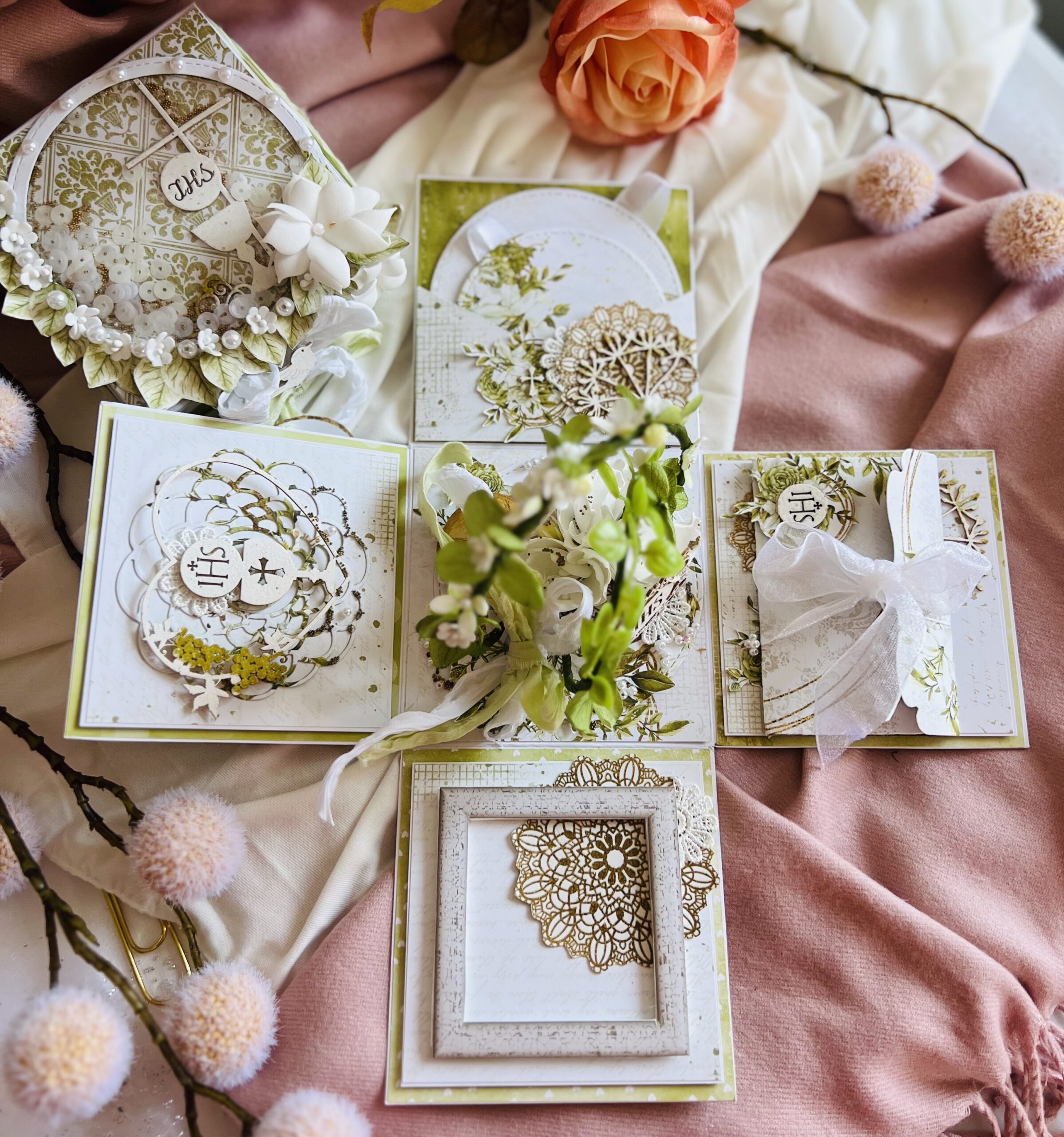 IMG_E3869 Religious First Communion Exploding Box