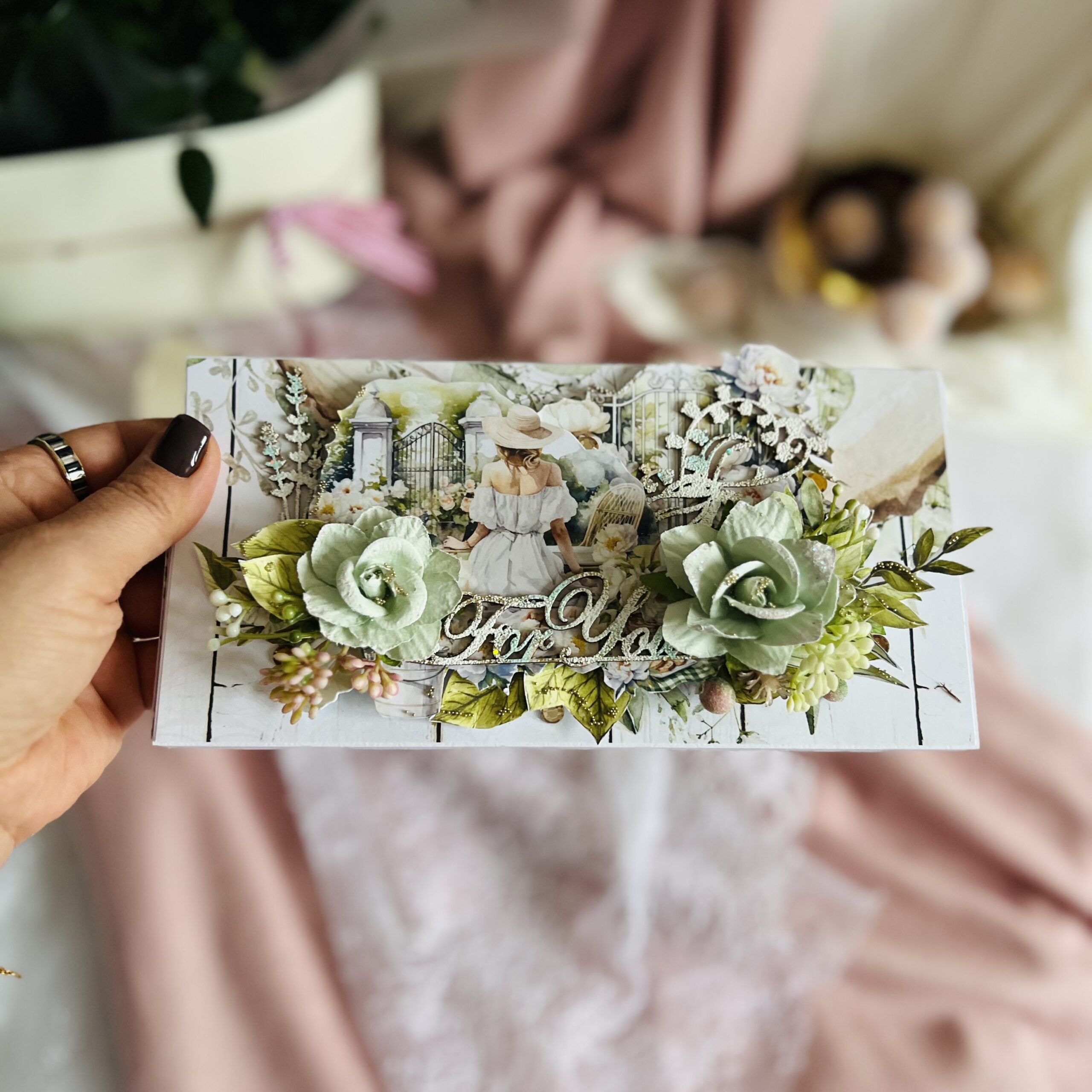 Handmade floral wedding card with pocket for money or wishes,elegant and personalized Handmade Floral Wedding Card with Pocket.Elegant handcrafted wedding card featuring a delicate floral desing