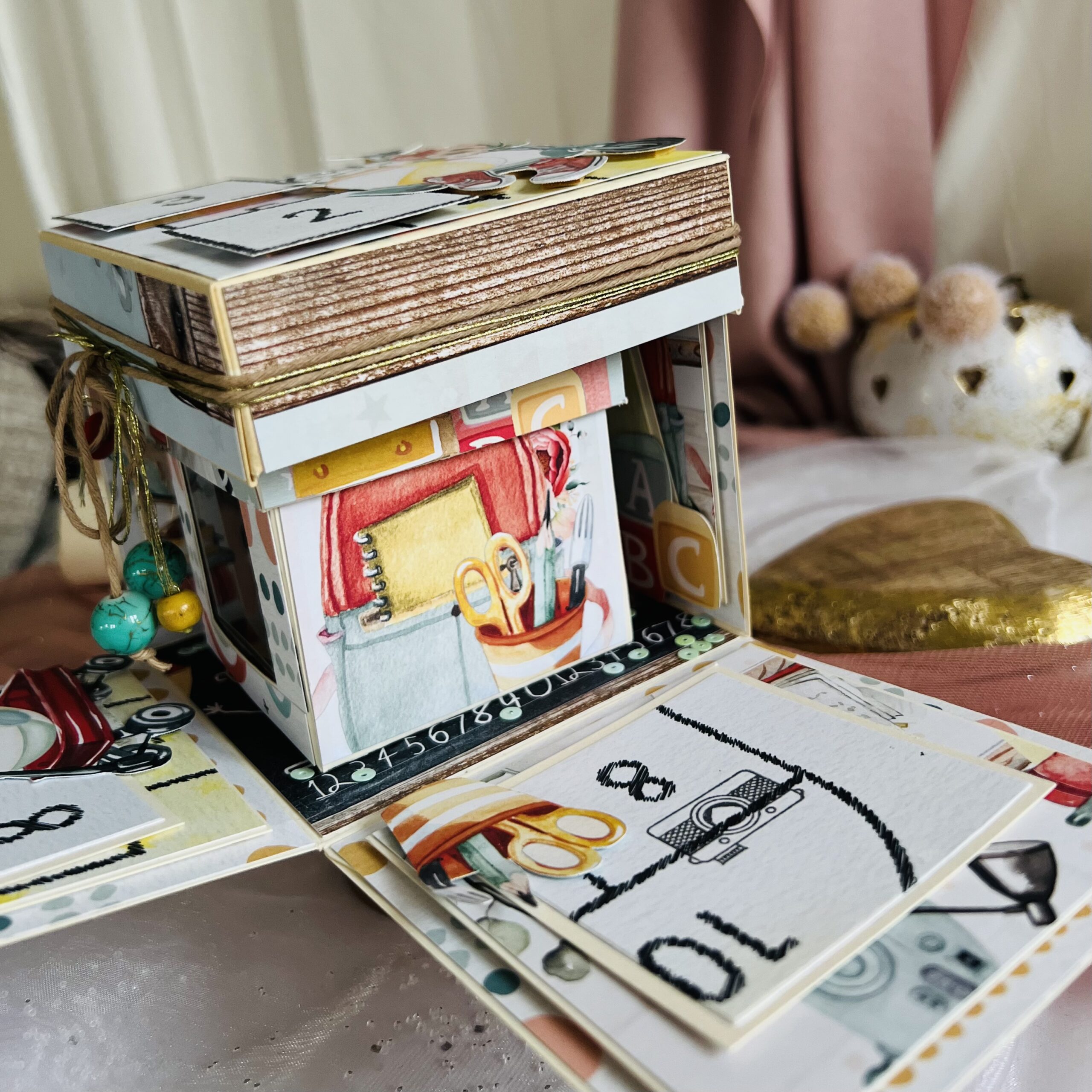 IMG_8380 Exploding Box – School Adventure with Teddy Bear and Friends