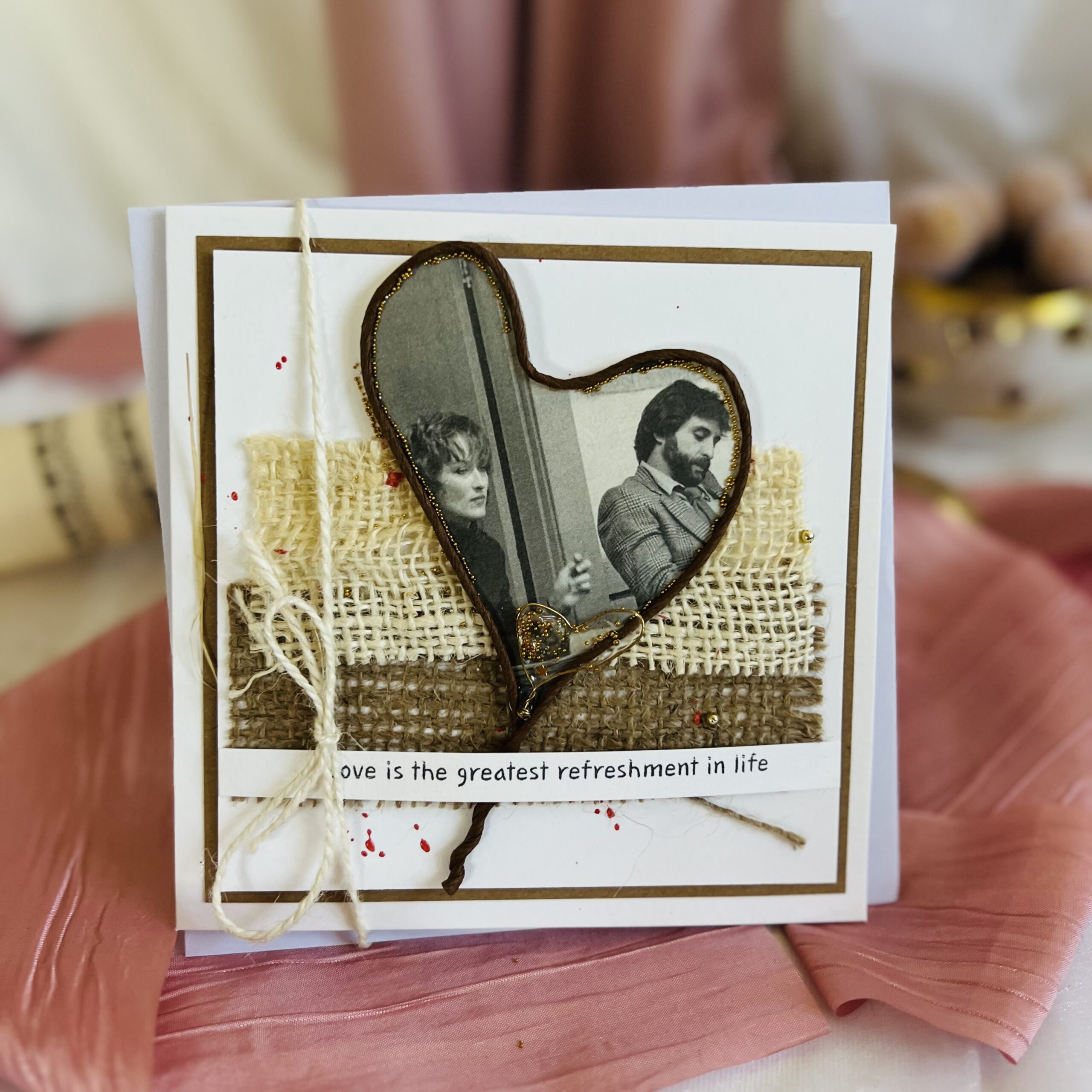 Vintage Card Rustic handmade Valentines Day Card with a UV resing-coated wire heart,burlap textures,and a vintage-style black and white photo.A timeless and sentimental love card